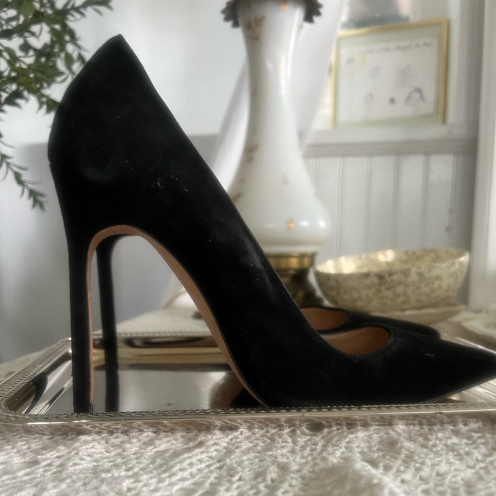 Manolo Blahnik BB Pump